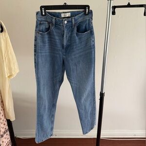 Abercrombie & Fitch Ultra High Rise Ankle Straight Jeans